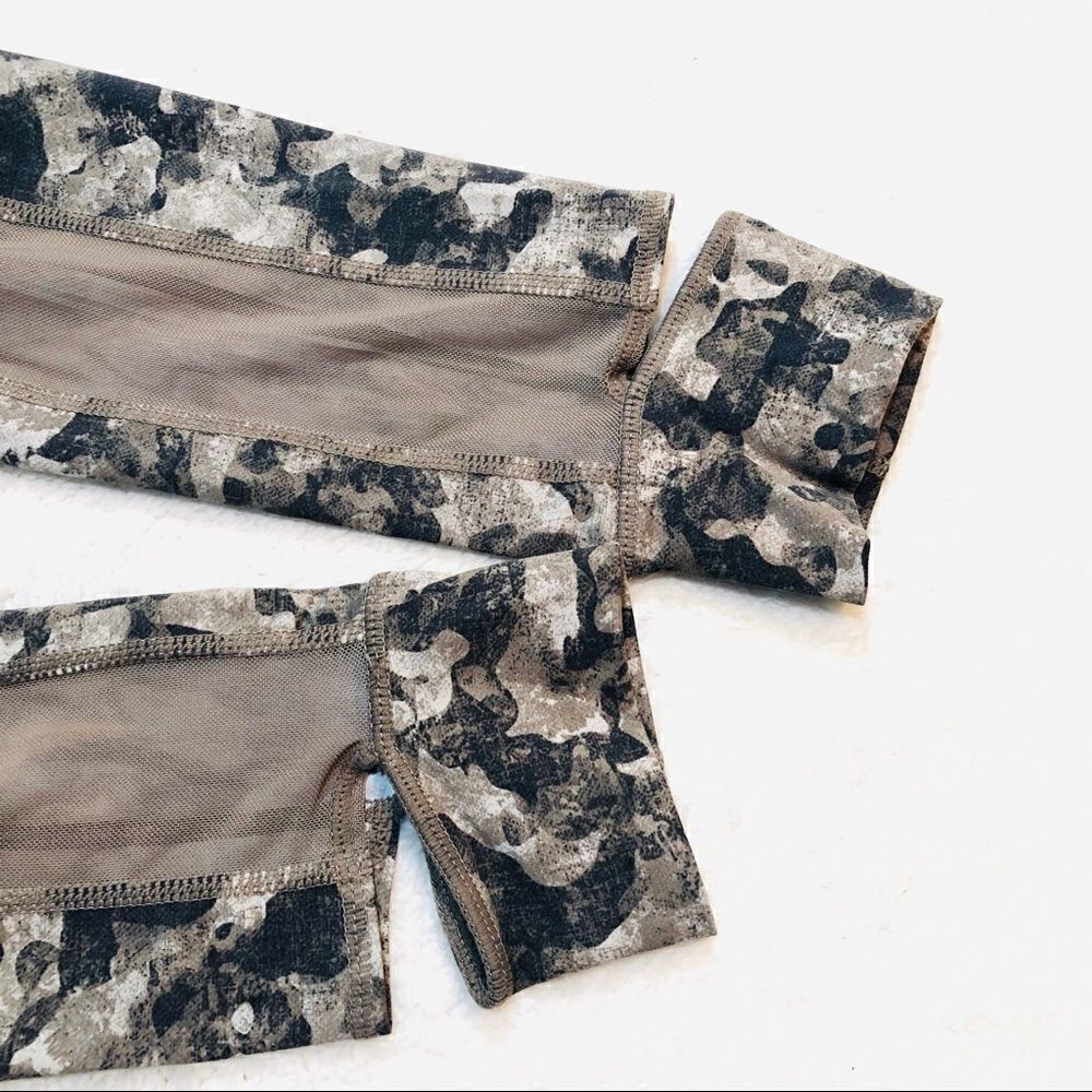 MONA B CAMO STIRRUP LEGGINGS - Picture 7 of 10